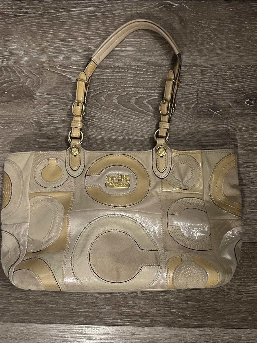 Coach Vintage Patchwork Leather Tote Bag Neutral Beige Gold Y2K